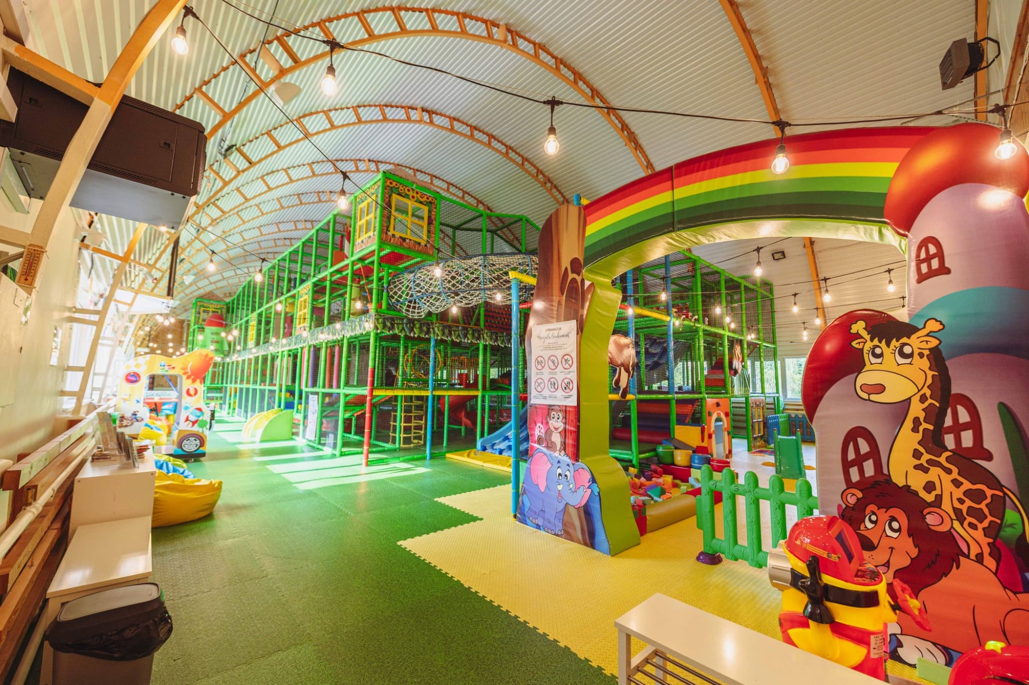 Bānīša brīnumzeme — Playrooms, Aluksne