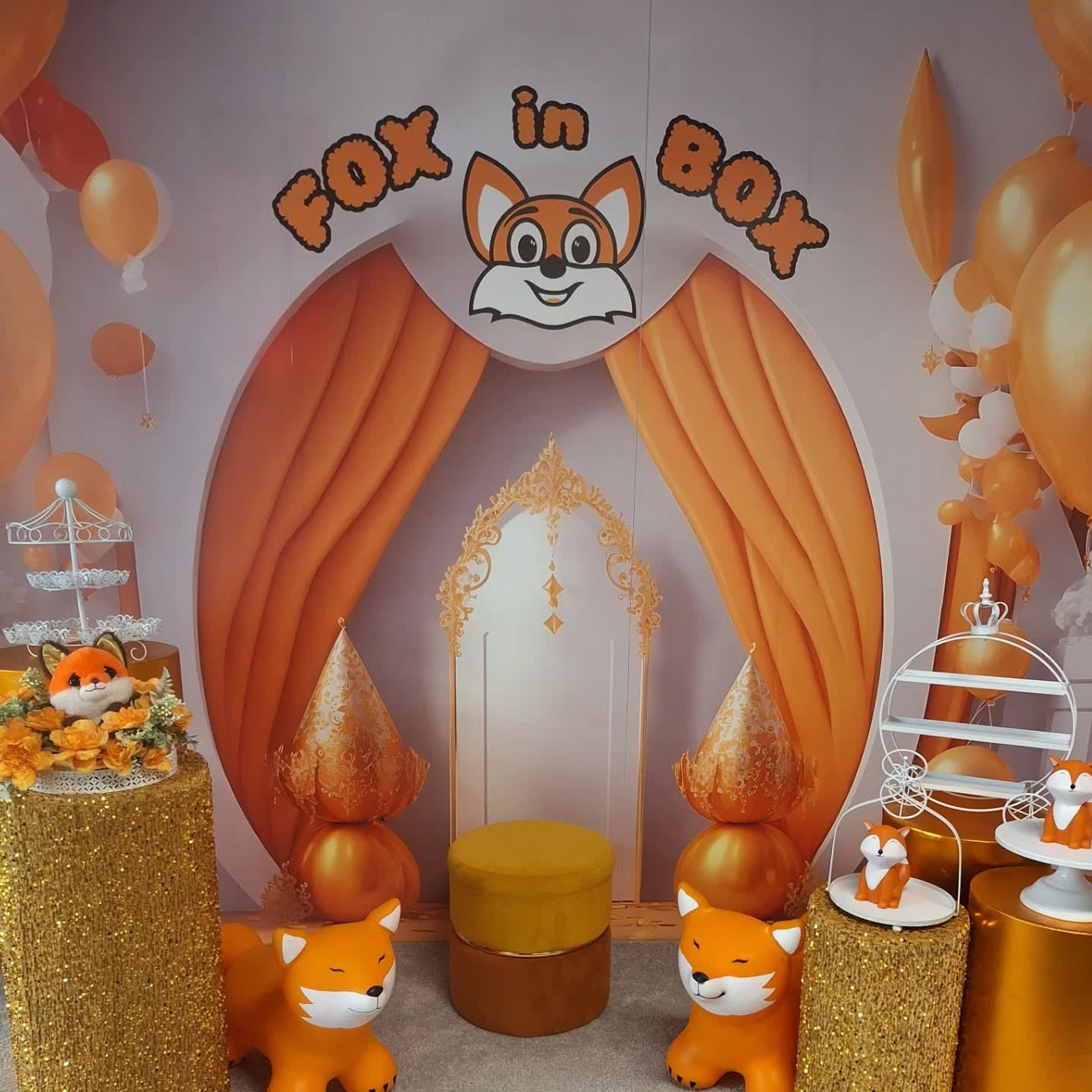 Fox in Box — Playrooms, Riga