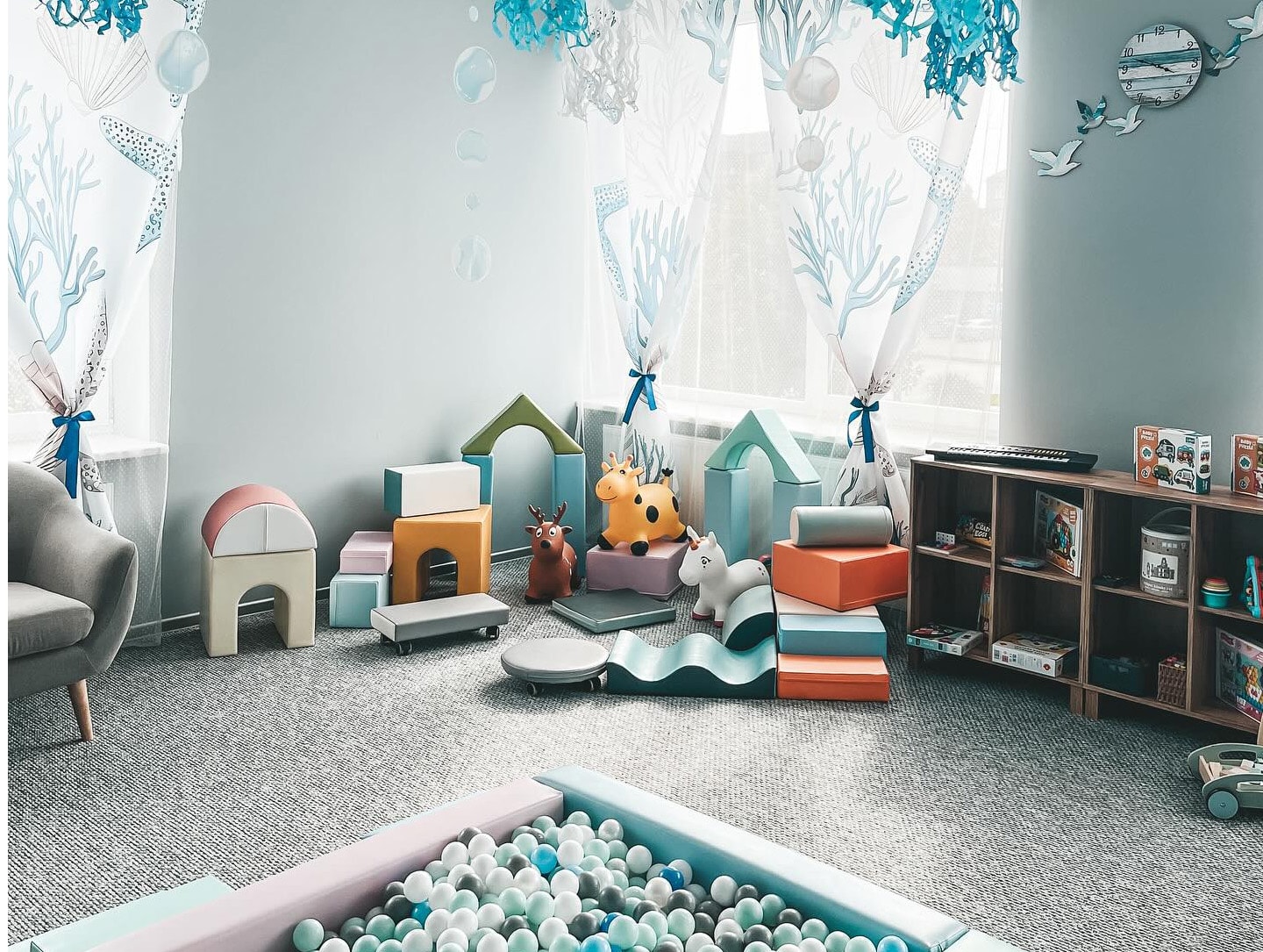 Mirklis — Playrooms, Livani